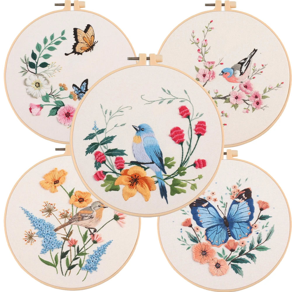 Handstickset mit Vogel- und Schmetterlingsmotiven
